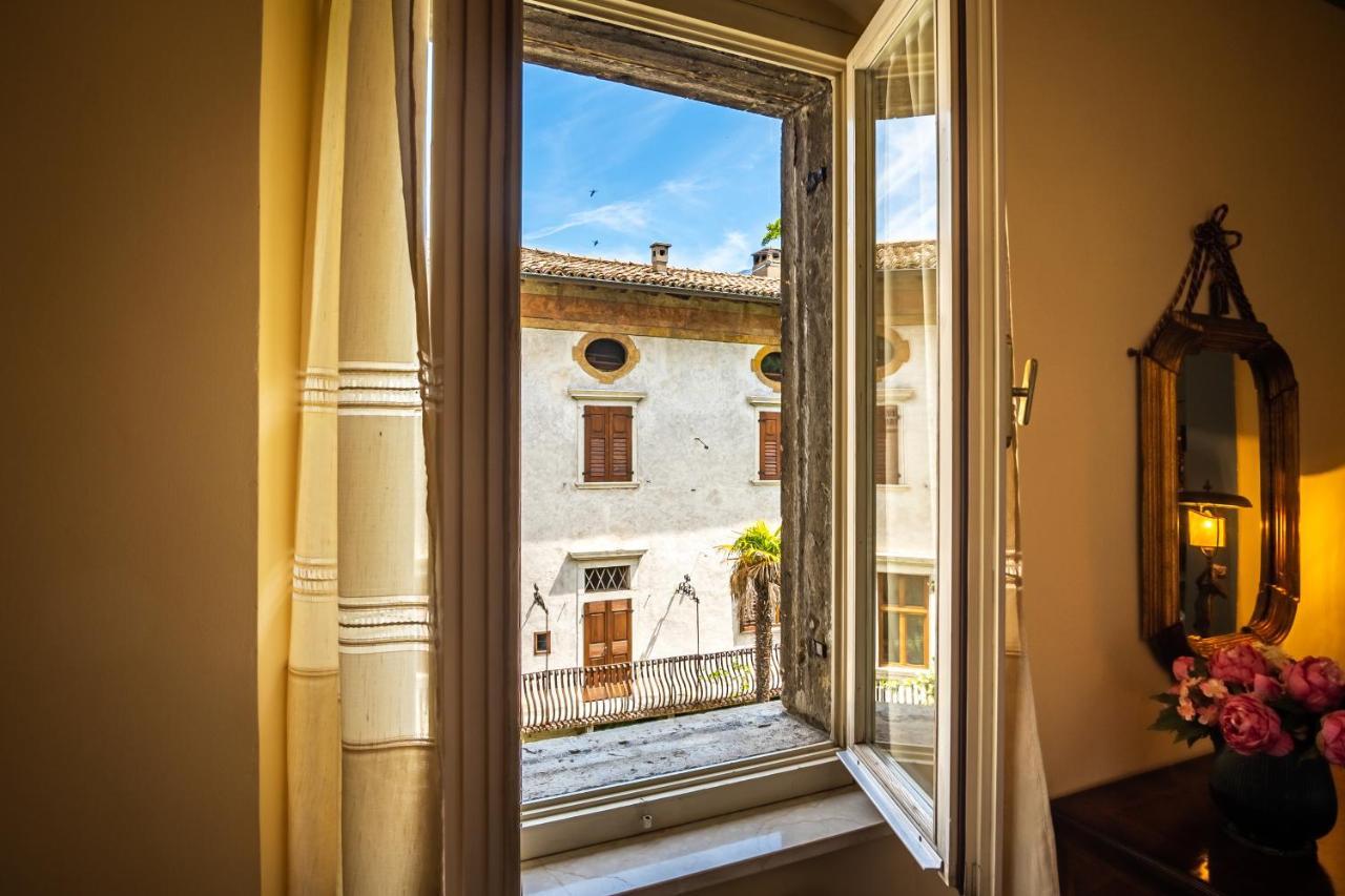 Dimore Antiche Ala Esterno foto